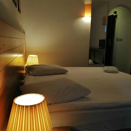 Serhan Hotel